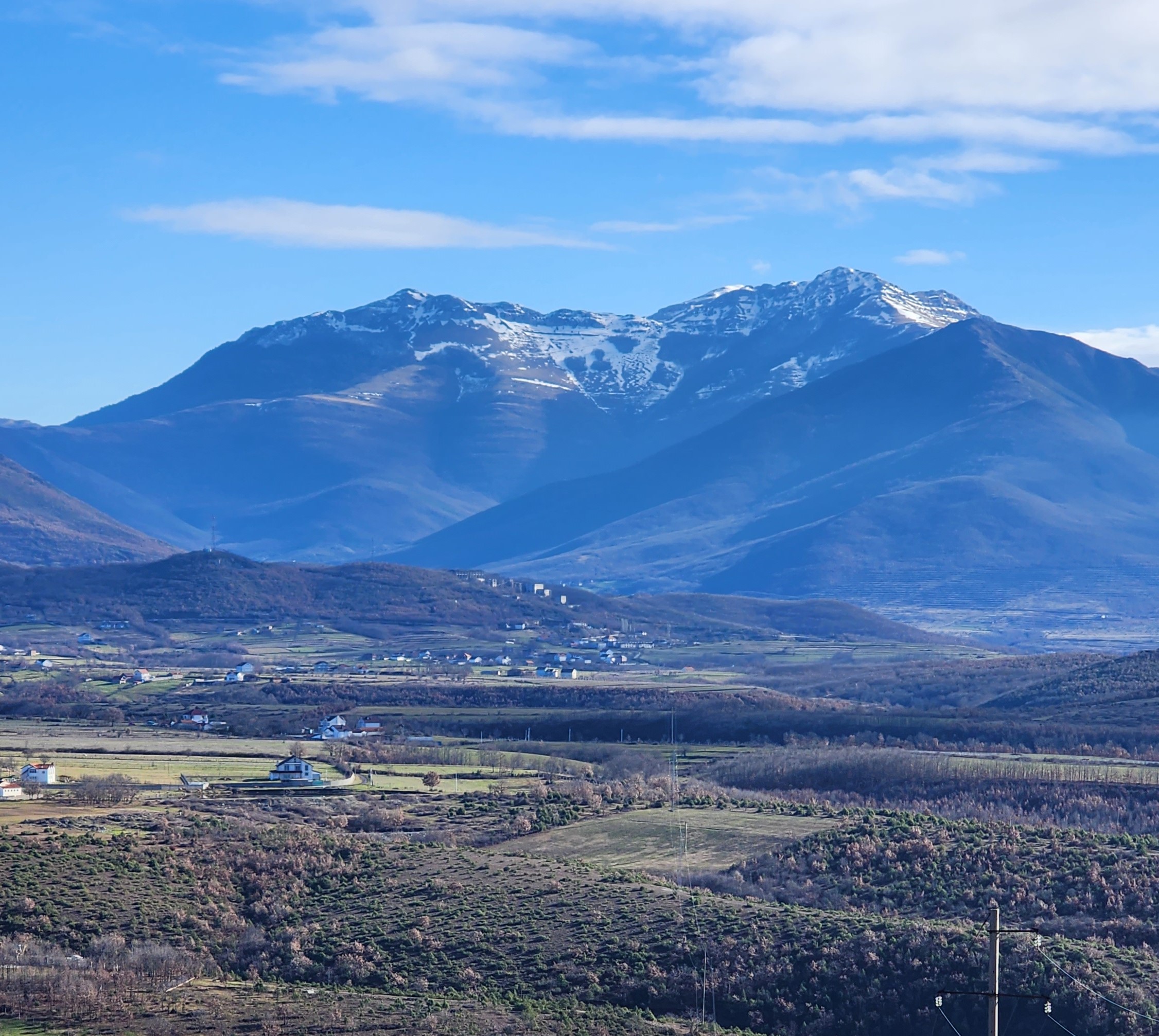 Rrënjët e restaurimit po mbillen në Pashtrik-Morinë